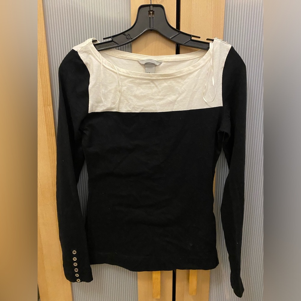H&M colorblock long sleeve top Size XS